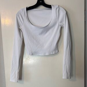 ALO Yoga White Long Sleeve Scoop Neck Crop Top